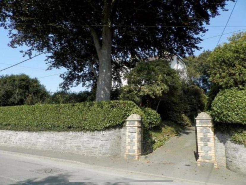 House Of Brohedyn Apartman Newcastle Emlyn Kültér fotó